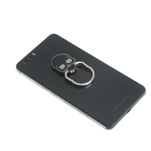Ozdoba na mobil Lebka černá na telefonu